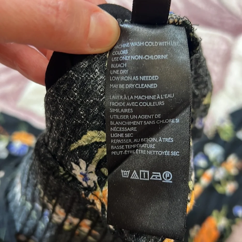 Urban Outfitters Black Floral Rosalind Puff Sleeve Crop Top - Picture 13 of 14